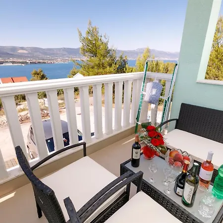 Apartment Turquoise Lagoon Trogir